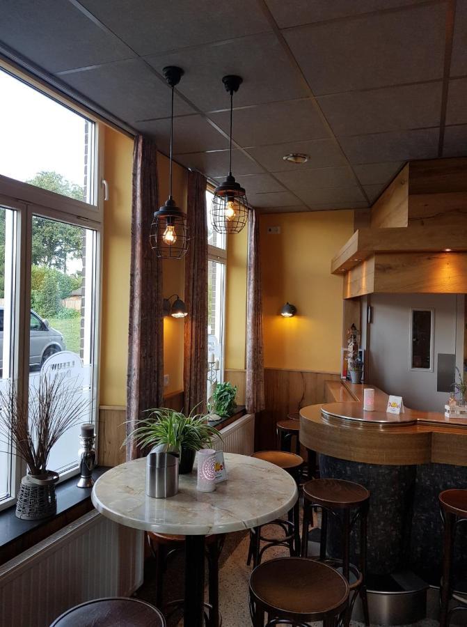 Hotel-cafe Knoors-meeks Stein Urmond Hotel *